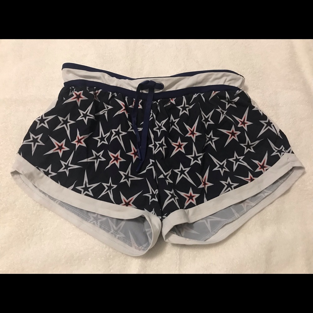 Fabletics Shorts, Size Medium